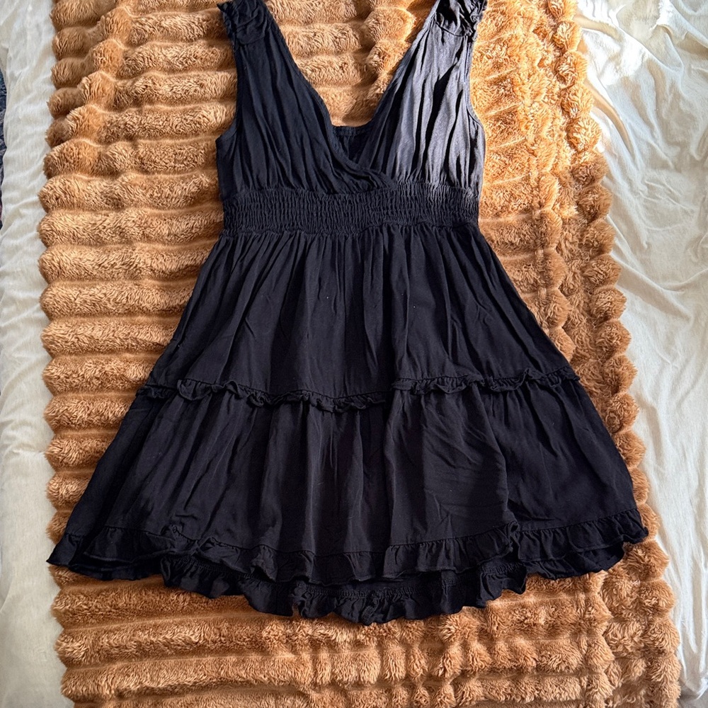 Elegant Black Sleeveless Dress